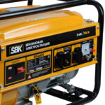 Электростанция SBK BG4600 (3.0кВт, 2х230В/16А/2.7кВт, 12В, бак 15.0л) 7 12В