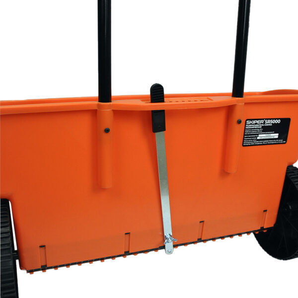 Разбрасыватель-сеялка SKIPER SR5000 (шир. 47см, конт. 20л, 8+1 степеней регулировки) — изображение 6
