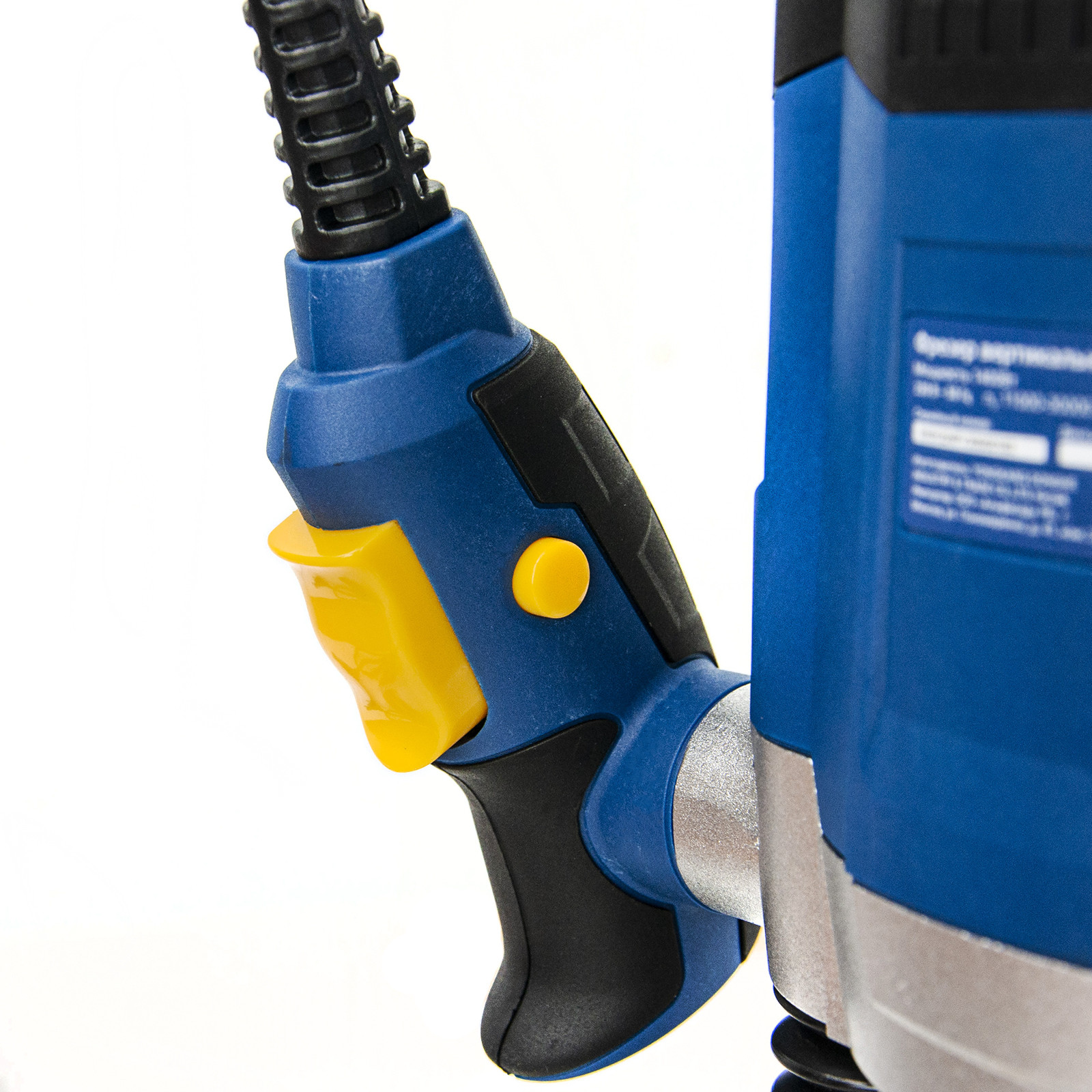 Фрезер вертикальный KATANA FV3000 (1400 Вт, 11000-30000 об/м,ход фрезы 50мм,цанга 6/8мм) 9 Фрезер вертикальный KATANA FV3000 (1400 Вт, 11000-30000 об/м,ход фрезы 50мм,цанга 6/8мм) — изображение 9