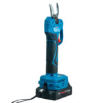 Секатор аккумуляторный KATANA PR3000 12 индикация заряда аккумулятора)